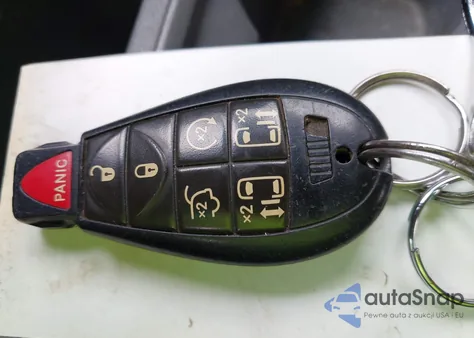 2008 Chrysler Town & Country Lx from USA, damaged, VIN 2A8HR44H38R635787